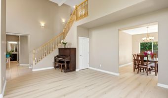 5717 Yukon Charlie Loop, Anchorage, AK 99502