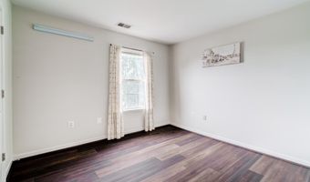 43865 LAUREL RIDGE Dr, Ashburn, VA 20147