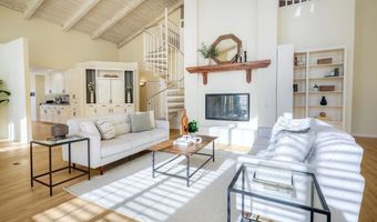 2039 E Mission Rd, Fallbrook, CA 92028