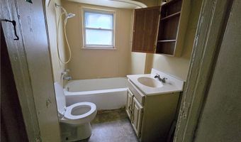 1138 Joy Ave, Akron, OH 44306