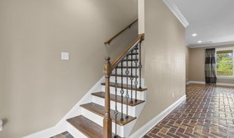 10051 Cain Rd, Bay St. Louis, MS 39520
