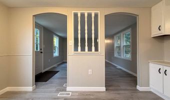 48 Bushey St, Ashland, ME 04732