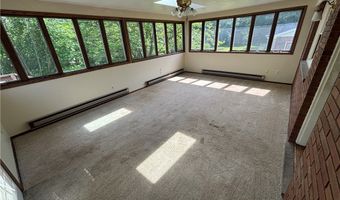 1031 Chevelle Dr, Akron, OH 44319