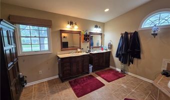1502 Hillcrest Ct, Atchison, KS 66002