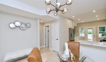 318 N PAYNE St, Alexandria, VA 22314