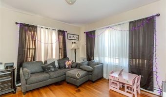 638 Pontiac Ave, Cranston, RI 02910