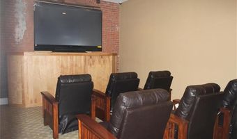 75 POCASSET St 317, Johnston, RI 02919