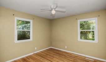 3905 Ontario St, Ames, IA 50014