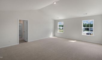 959 Misty Creek Dr, Aberdeen, NC 28315