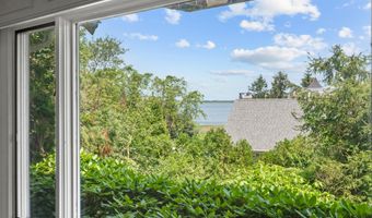 93 Harris Meadow Ln, Barnstable, MA 02630