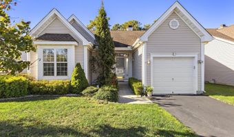 3 Lakeland Dr, Barnegat, NJ 08005