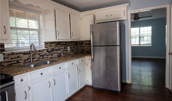 702 Jefferson St, Alice, TX 78332