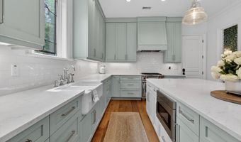 1484 Old Rosebud Trl, Awendaw, SC 29429
