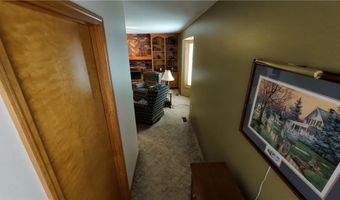 1000 Lake Viking Ter, Altamont, MO 64620