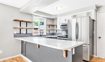 6781 F St, Springfield, OR 97478