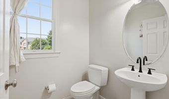 22796 WATSON HEIGHTS Cir, Ashburn, VA 20148