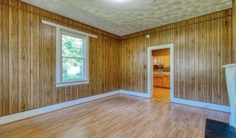8120 2nd St, Boiling Springs, SC 29316