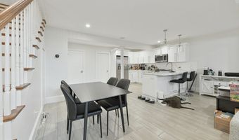 467 E 8th 1A, Boston, MA 02127