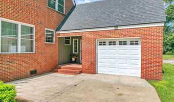 906 S Presley St, Atmore, AL 36502
