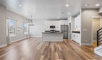2997 Sunburst Dr, Ammon, ID 83406