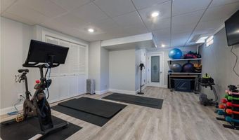 77 Pond Shore Dr, Charlestown, RI 02813