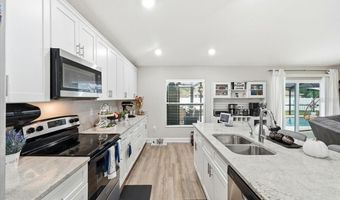 31 MORGAN St, Auburndale, FL 33823