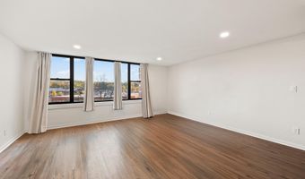 4600 DUKE St 723, Alexandria, VA 22304