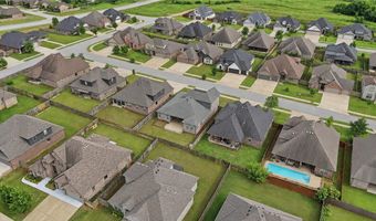 4200 SW Acres Ave, Bentonville, AR 72713