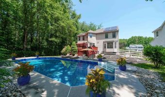 235 W HOPE Ct, Bear, DE 19701