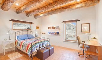 21 Canjilon St, Abiquiu, NM 87510