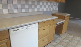 520 Circle Dr E, Cody, WY 82414