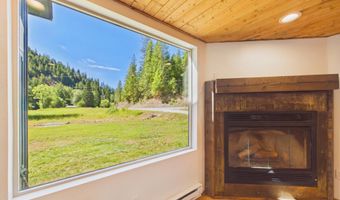 9848 S Fern Creek Rd, Cataldo, ID 83810
