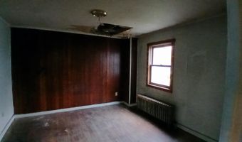12 Pleasant St, Barre, VT 05641