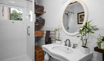 619 Bonner St, Aurora, NC 27806