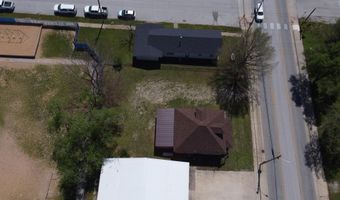 902 N Jefferson St, Ava, MO 65608