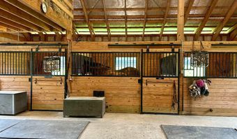 48 MADDOX Ln, Amissville, VA 20106