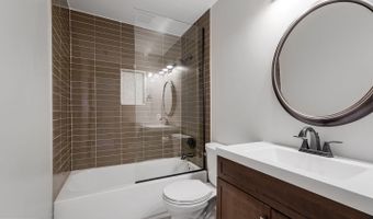 3004 S GLEBE Rd, Arlington, VA 22206