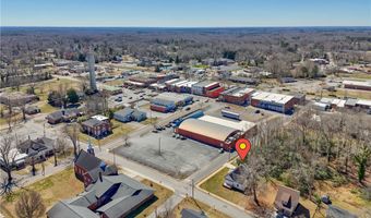 122 Saluda St, Belton, SC 29627