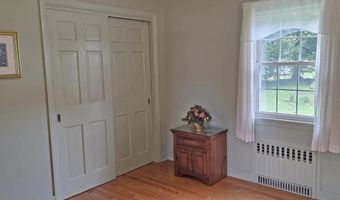 72 Green Mdw, Brattleboro, VT 05301