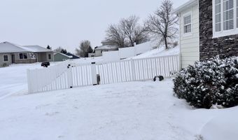 280 Juniper St, Buffalo, WY 82834