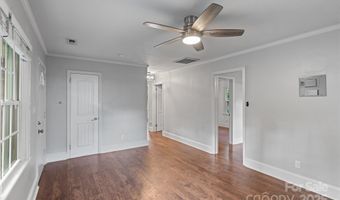 2953 Enfield Rd, Charlotte, NC 28205