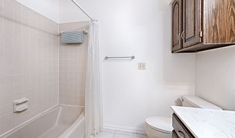 14900 Le Grande Dr, Addison, TX 75001