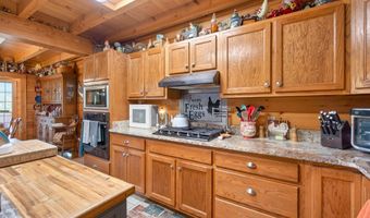 1062 Wilder Hwy, Alpine, TN 38543