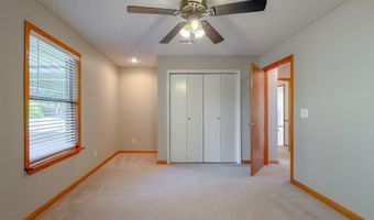 112 River Oaks Dr, Bainbridge, GA 39819