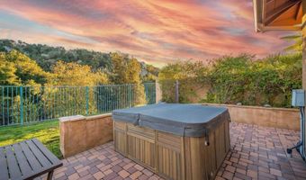 28279 Meadow Glen Way W, Escondido, CA 92026