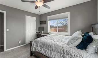 524 Lakeshore Cir, Annandale, MN 55302