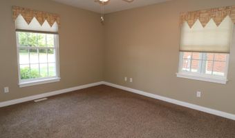 381 Woodside Ct, Batesville, IN 47006
