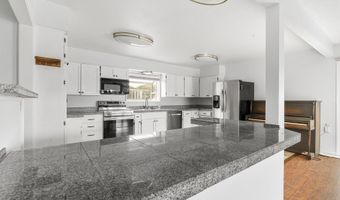 1214 Ransom Ave, Brookings, OR 97415