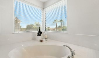 4502 S WILDFLOWER Pl, Chandler, AZ 85248