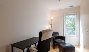 4614 ROXBURY Dr, Bethesda, MD 20814